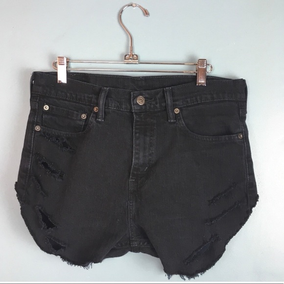 Levi Black Cutoffs - Picture 2 of 7